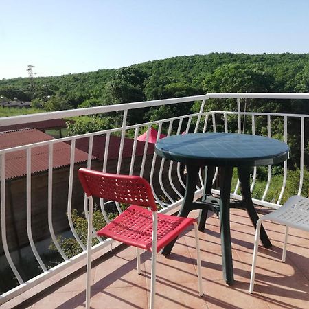 Guest House Fanny Sinemoretz Exterior foto