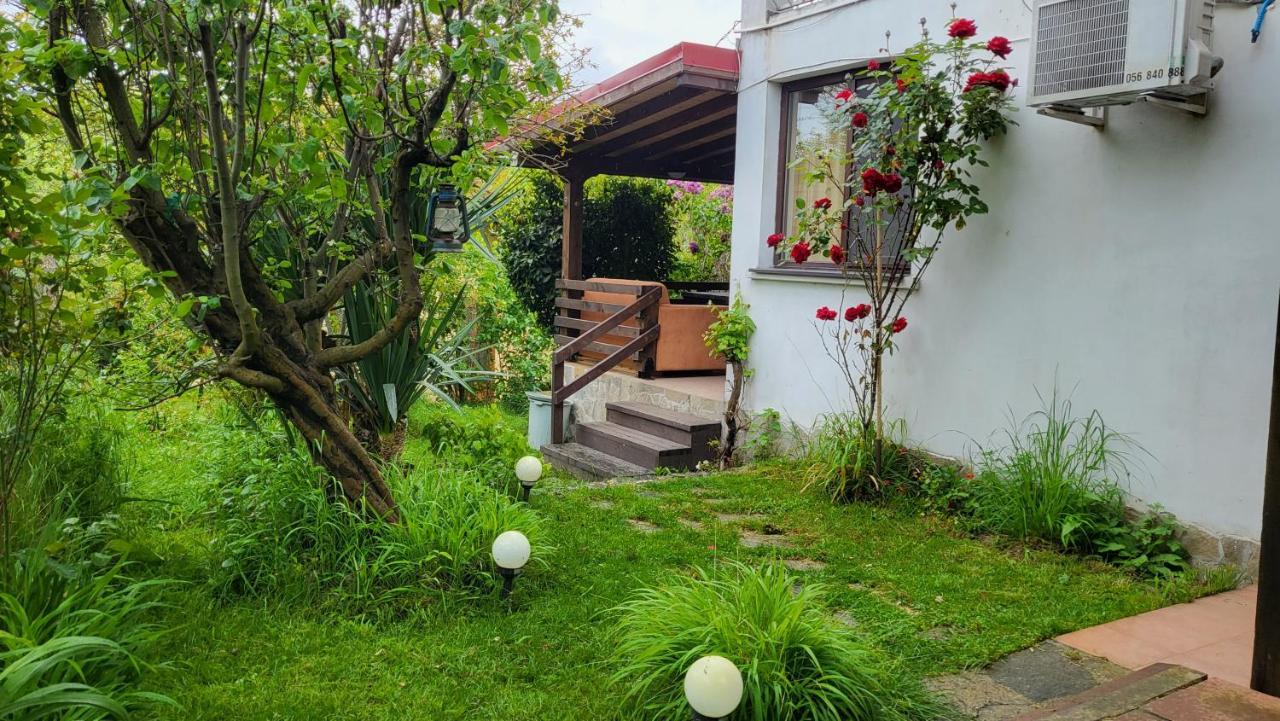 Guest House Fanny Sinemoretz Exterior foto
